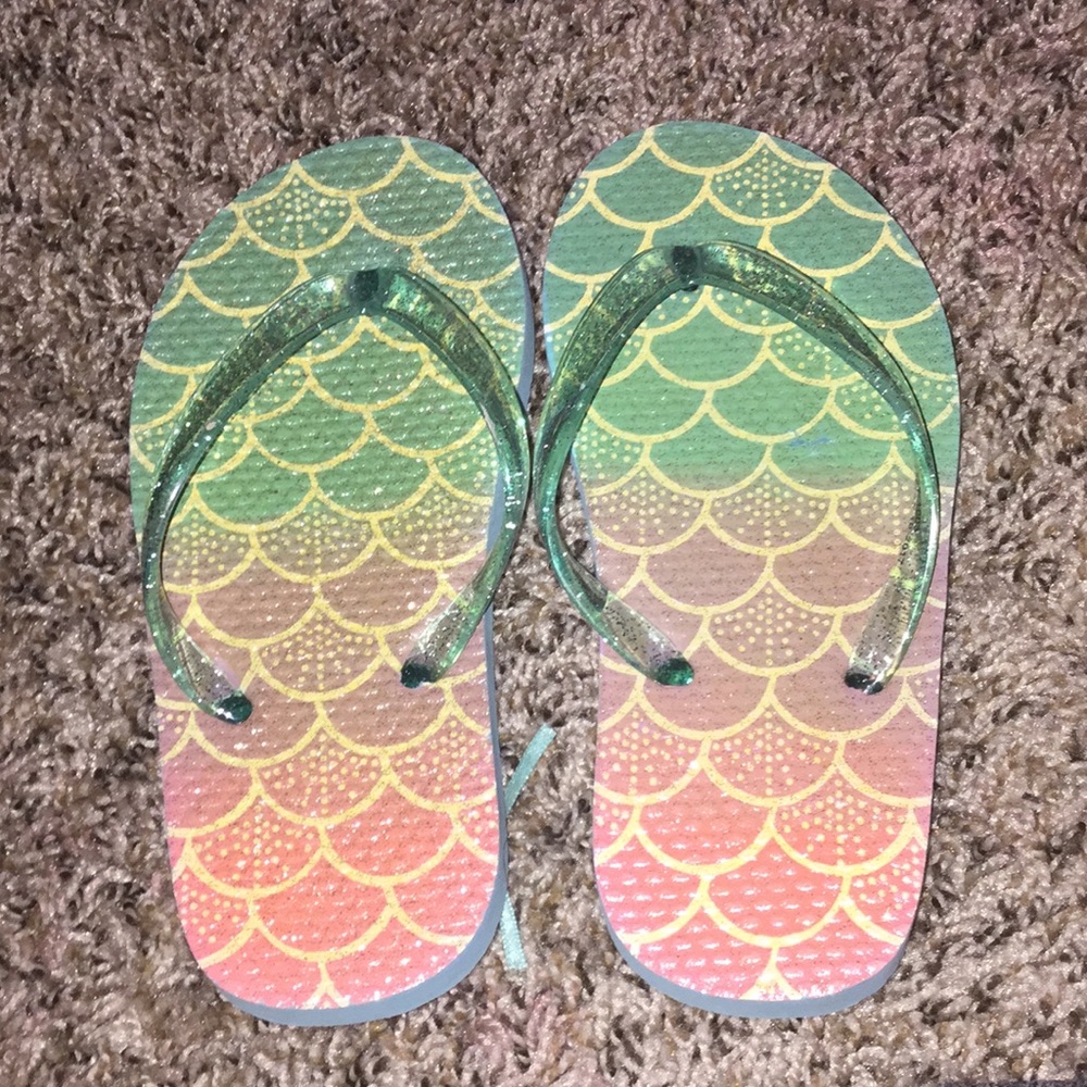 Flip flops